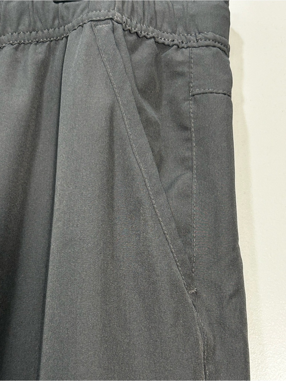 Gerry Weber | Elastic Waist Shorts | Charcoal Gray | Men’s | XXL - Picture 5 of 13